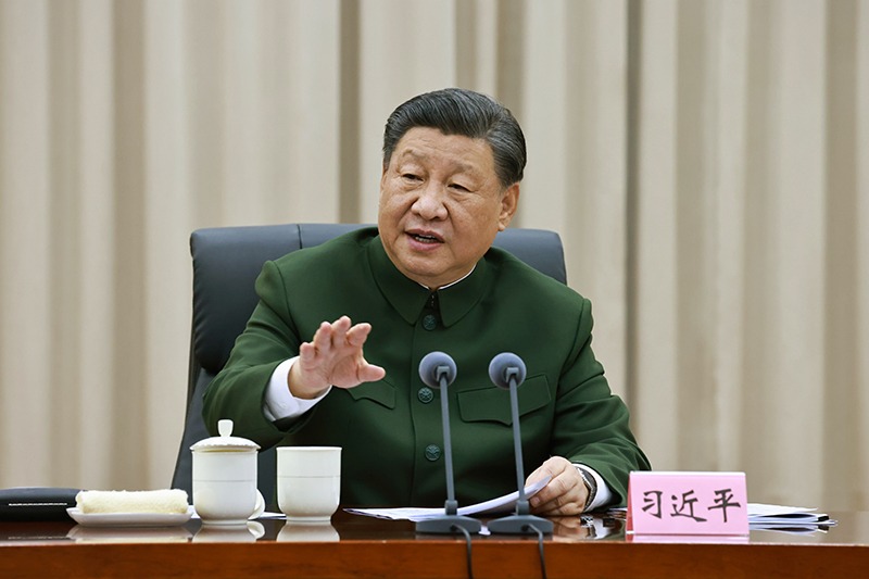 11月29日，中共中央總書記、國(guó)家主席、中央軍委主席習(xí)近平到武警海警總隊(duì)東海海區(qū)指揮部視察。這是習(xí)近平發(fā)表重要講話。